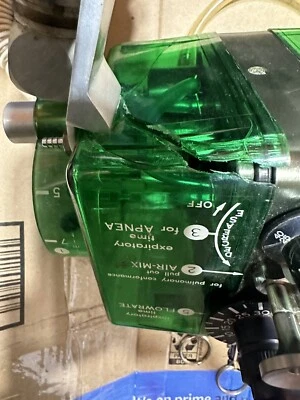 Ventilador respirador Mark 7 Bird Corp vintage agrietado roto como está para piezas Foto 1 de 4