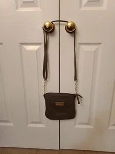 Ellen Tracy Gray Leather Shoulder Cross Body Bag Purse Adjustable Strap - Picture 1 of 4