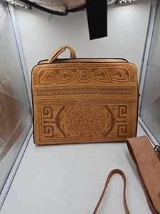 Hand Tooled Mexican Leather Purse Bag Aztec Sundial Eagle Snake Design Vintage - Picture 1 of 12