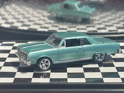 1/64 1965 CHEVROLET CHEVELLE SS COUPE TURQUOISE METALLIC M28 - Image 1 of 4