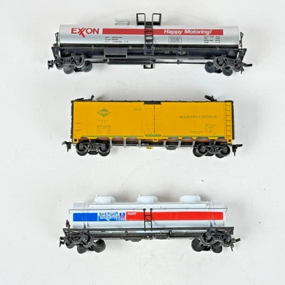 Athearn Bachmann 3 HO Train Car Exxon Tanker IC Boxcar Sherwin Williams Tanker - Image 1 of 4