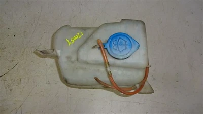 Windshield Washer Reservoir Fits 00-03 Grand Vitara 651951 - Image 1 of 4