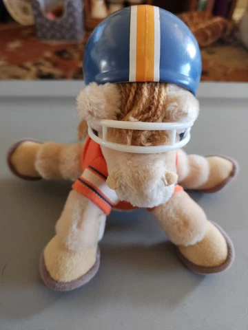 Vintage 1983 Denver Broncos NFL Huddles Mascot Plush Tudor Games Pre-owned Cover
