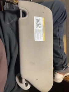 Sun Visor DODGE DAKOTA Right 05 06 07 08 09 10 11 - Picture 1 of 4