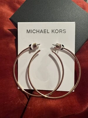 PENDIENTES ARO ABIERTO TONO ORO ROSA MICHAEL KORS 2.3" MKJ4163791 MKJ4163 $75 NUEVOS Foto 1 de 3