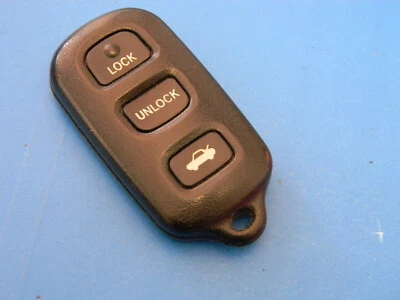 1997 LEXUS SC 400  LS 400 LS KEYLESS ENTRY REMOTE FOB HYQWDT-C   OEM - Image 1 of 3