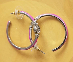 Neu mit Etikett Ann Taylor rosa/silberfarbene Creolen Kristall Cluster Ohrringe - Bild 1 von 10