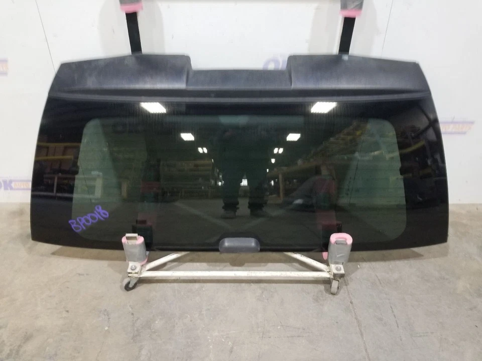 05 2005 GMC YUKON OEM BACK GLASS BACK LIFTGATE GLASS WINDOW  - Изображение 1 из 4