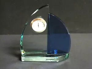 Bulova Windswept III Tabletop Glass Sailboat Sculpture Clock - Picture 1 of 8