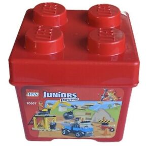 Lego Juniors 10667 Construction Complete w/ Brick Storage Manual Crane Minifig