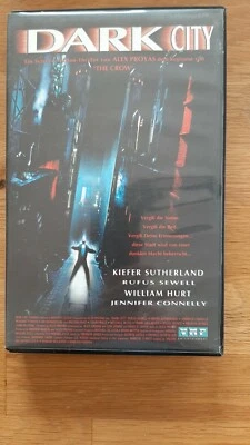 Dark City (Sci Fi Mystery Noir Proyas Sutherland Hurt Connelly German VHS 1998!) - Bild 1 von 4