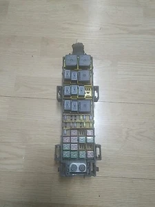 Oe Fuse Box Engine Fits 00-04 GRAND CHEROKEE 56050456 - Picture 1 of 5