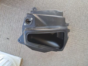 Yamaha V Star 650 98-11 / 13-16 Black Oem Tool Tray 4tr-2160a-00-00 - Picture 1 of 3
