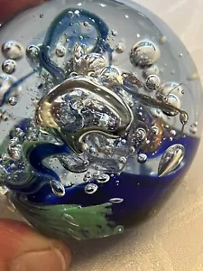 Beautiful Bubbled Glass Paperweight Heirloom - Picture 1 of 10
