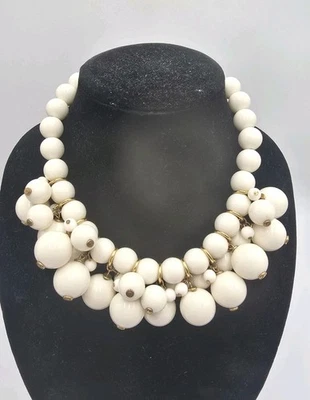 Collar artesanal brasileño Ene By Me. Cuentas Grandes Tono Dorado Cuelga Boho Chic Foto 1 de 4