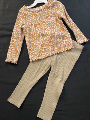 Девочек комплект - Cat & Jack длинным рукавом футболка и колыбельная переулок леггинсы размер 18 месяцев - Изображение 1 из 2