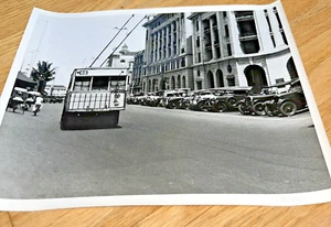 Malasia Singapur 1930 - ESCENA CALLEJERA / TROLEVÍA - FOTOGRAFÍA EN BLANCO Y NEGRO - Imagen 1 de 7
