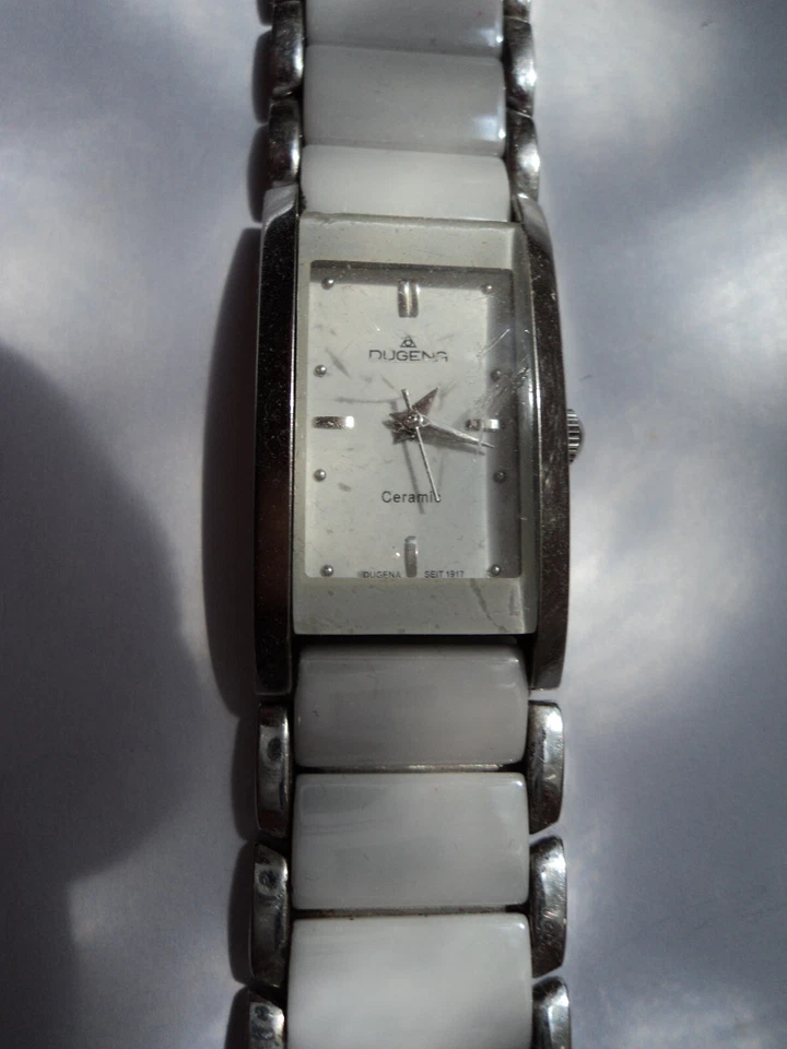 Dugena Klassische Model, hübsche XL Damenarmbanduhr/Keramik armband - Bild 1 von 4