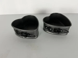 Cookware 2 Heart Cake Pans Springform Nonstick Baking Valentine 4" Pan - Picture 1 of 4