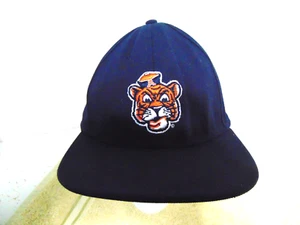 Under Armour Auburn Tigers Vault Hat Blue Fitted Baseball Game Cap XL/2XL - Picture 1 of 5