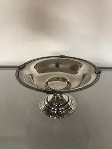 STERLING SILVER FOOTED TAZZA WITH A CELTIC DESIGN BORDER (SHEFFIELD 1925) 177G - Picture 1 of 5