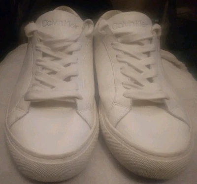 Zapatillas informales de cuero Calvin Klein Aubrie totalmente blancas de caña baja para mujer talla 9 Foto 1 de 4