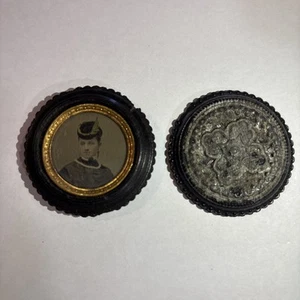 1850s Civil War Soldier Thermoplastic OREO STYLE Photograph Case - Picture 1 of 5