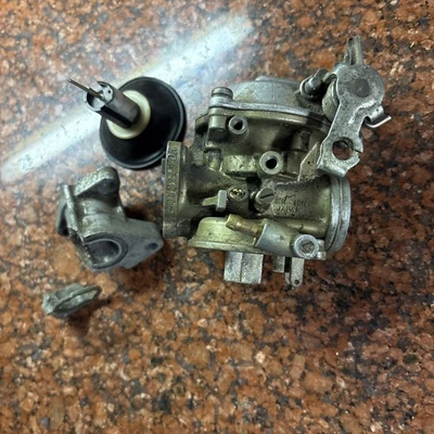 Piezas de carburador Keihin Honda CH80 OEM con admisión para piezas o reparación  Foto 1 de 4