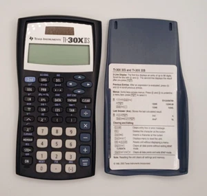 Texas Instruments - TI-30X IIS - Wissenschaftlicher Taschenrechner - Bild 1 von 4