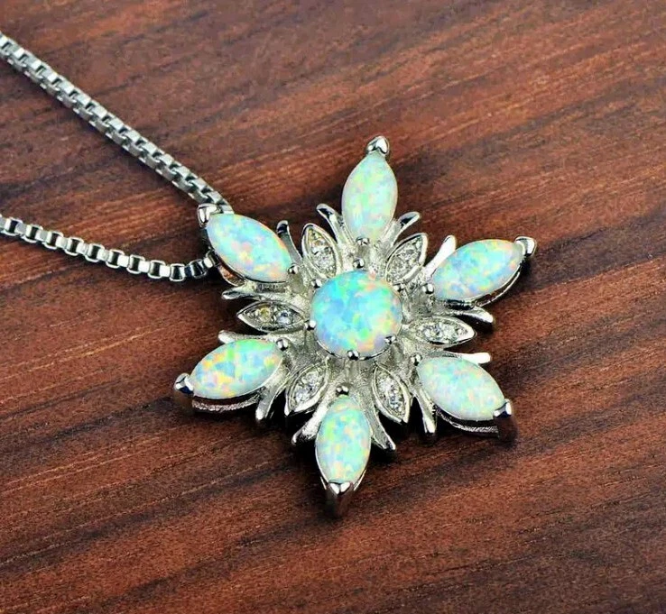 White Fire Opal & Zircon Snowflake Pendant .925 Sterling Silver- 17"+2" Chain - Image 1 of 1