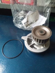 Opel Ascona/Kadett/Manta/Rekord 1.6/1.8 Water Pump (QCP2189) (81 - 87) - Picture 1 of 6