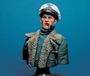 Legend 2108 1/9 German U-Boat Captain - Picture 1 of 1