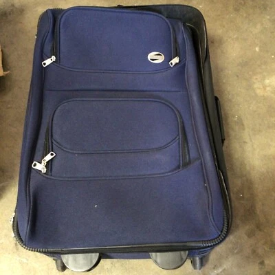 american tourister luggage set - Image 1 of 3