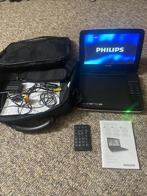 Reproductor de DVD portátil para automóvil Philips PD9030/37 pantalla LCD 9" + estuche remoto Foto 1 de 4