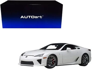 Lexus LFA Whitest White with Carbon Top 1/18 Model Car by Autoart - Picture 1 of 4