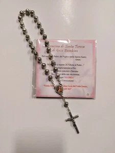 ROSARIO DI SANTA TERESA DEL BAMBIN GESU' CM 21 CON PREGHIERA PRODUZIONE ITALIANA - Imagen 1 de 5