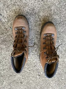 VTG Dexter Brown Leather Hiking Mountaineering Boots USA Mens Size 9.5 M - Picture 1 of 10
