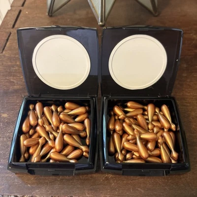 2 Signature Club A Rapid Transport C Infused High Potent-C Anti-Wrinkle Capsules - Image 1 of 4