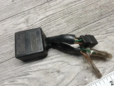 Honda Interceptor 1984-1985 Vf700f Vf700 OEM relé de parada y cola Foto 1 de 4