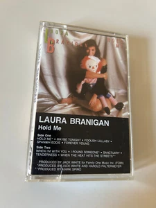 Laura Branigan – Hold Me/ Cassette Audio-K7 Tape - Imagen 1 de 2