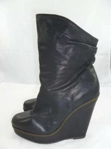 CALVIN KLEIN HAIDEN 8 M USED BLACK MID CALF WEDGE HEEL LOW ZIPPER BOOTS - Picture 1 of 10