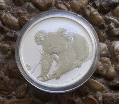 Australia 2010 P S$1 Silver Koala Australian 1 ounce Coin Bullion Toned - Image 1 of 2