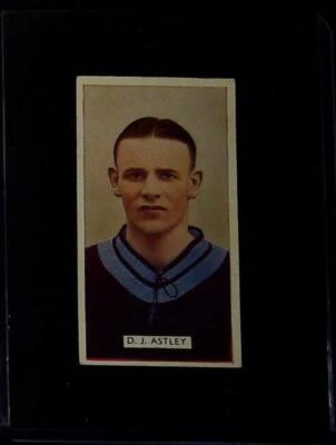 Tarjeta de tabaco de fútbol 1935 Carreras Famous Footballers #31 D. J. Astley Foto 1 de 2