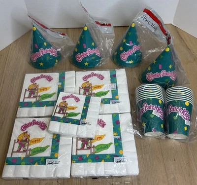 VTG CABBAGE PATCH KIDS BIRTHDAY PARTY SUPPLIES NAPKINS CUPS PARTY HATS NOS - Image 1 of 4