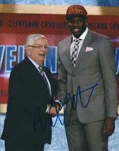 Autographed ANTHONY BENNETT Cleveland Cavaliers Basketball 8x10 Photo - Picture 1 of 1