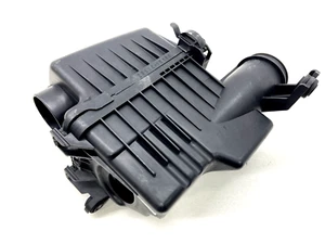 2012–2017 HYUNDAI ACCENT VELOSTER 1.6L AIR CLEANER FILTER BOX 28110-1R100 OEM - Picture 1 of 8