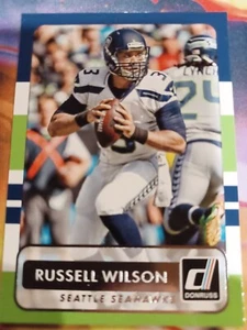 Tarjeta de fútbol americano Donruss 28 Russell Wilson 2015 de los Seattle Seahawks - Imagen 1 de 1