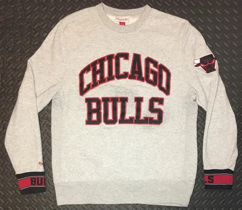 Mitchell & Ness Chicago Bulls Sweatshirt Sz M Gray Script Embroidery Sweater NBA Cover