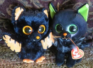 TY Beanie Boos Oleander Halloween Katze - grüne Glitzeraugen & Mortimer Fledermaus - Neu mit Etikett - Bild 1 von 5