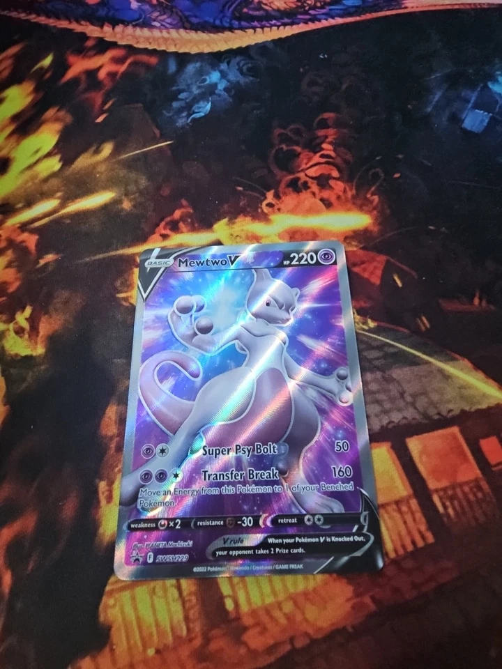 Mewtwo V SWSH229 SWSH: Sword & Shield Promo Cards Holo - Image 1 of 1
